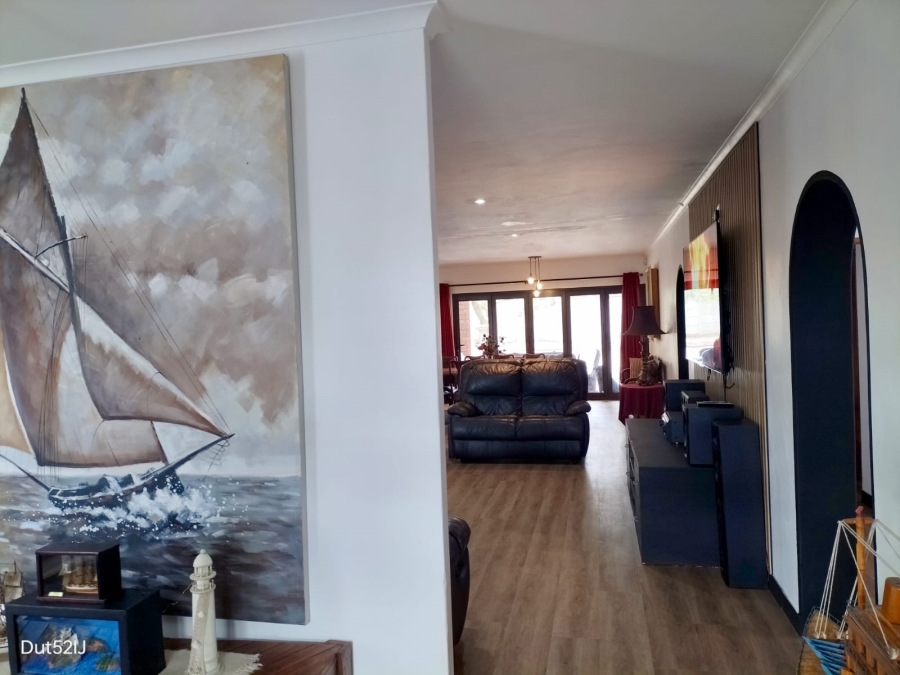 4 Bedroom Property for Sale in Tergniet Western Cape